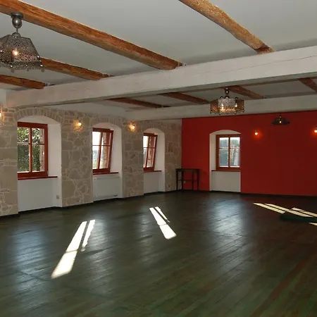 Dom Pod Sowa Nawojow Luzycki