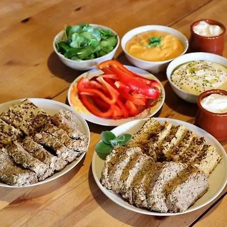 Dom Pod Sowa مزرعة للإقامة