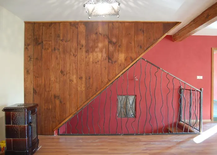 Dom Pod Sowa Nawojow Luzycki